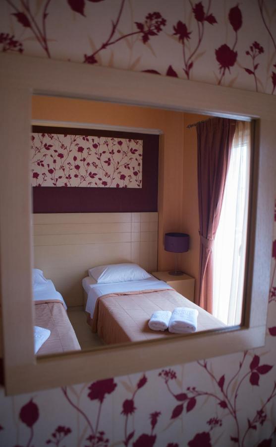Lidra Hotel Aridaía Extérieur photo